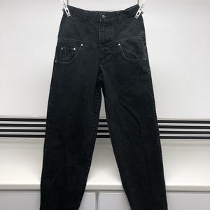 Men’s BOSS relaxed fit jeans. A632. BLK. 31x31